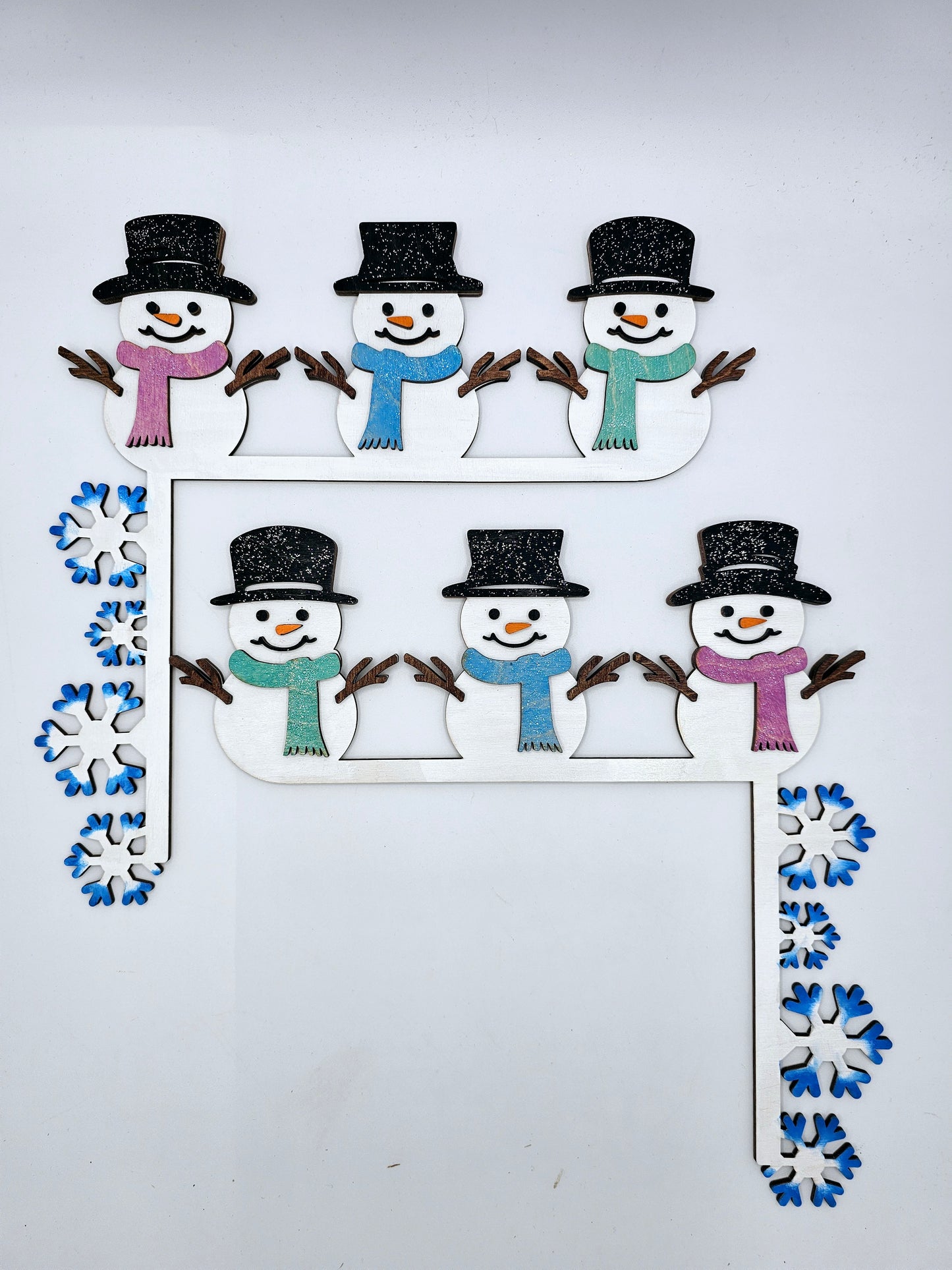 PAINTED - Snowman Trio Door Corner