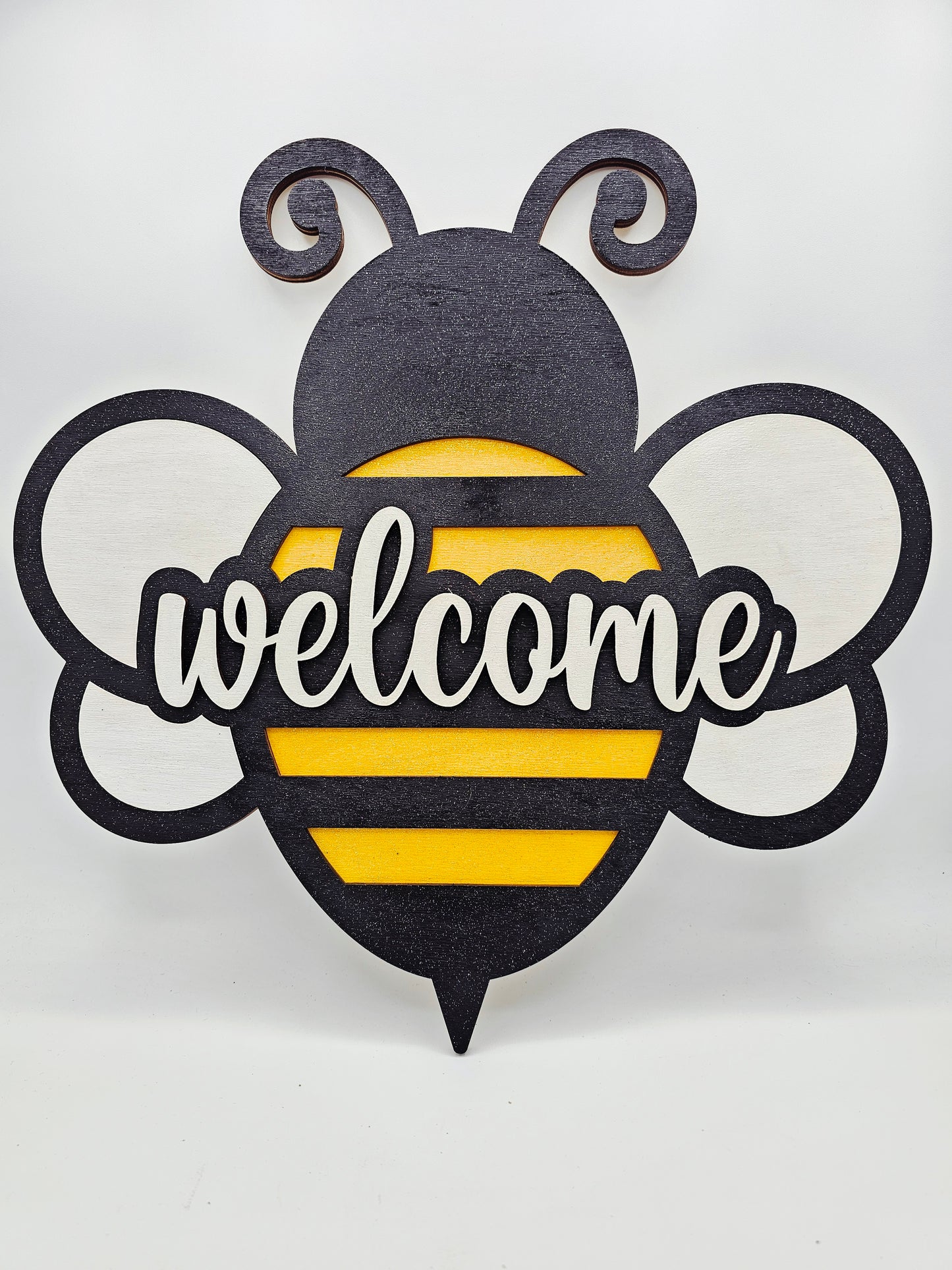 Bee Welcome Sign