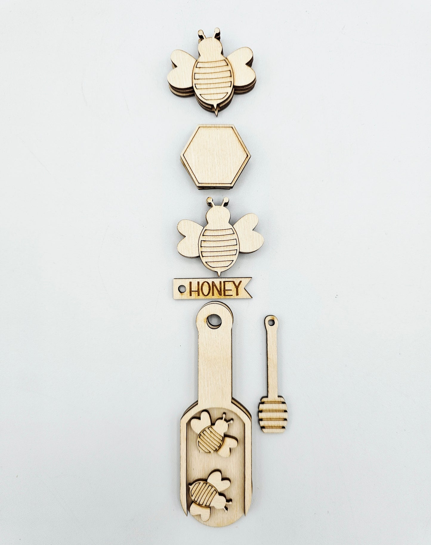 Bee Scoop Ornament Tag