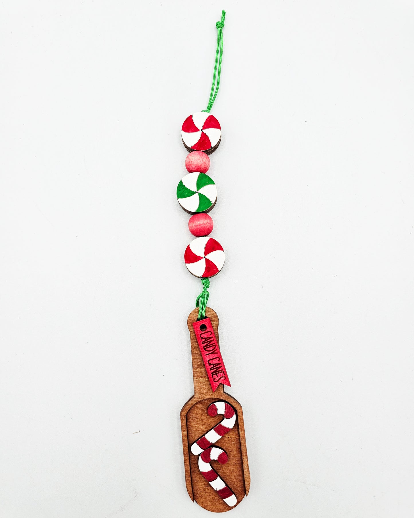 Scoop Ornament Tag