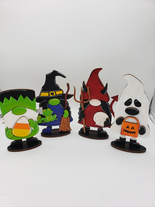 PAINTED - Halloween Gnomes Set of 4 (2)