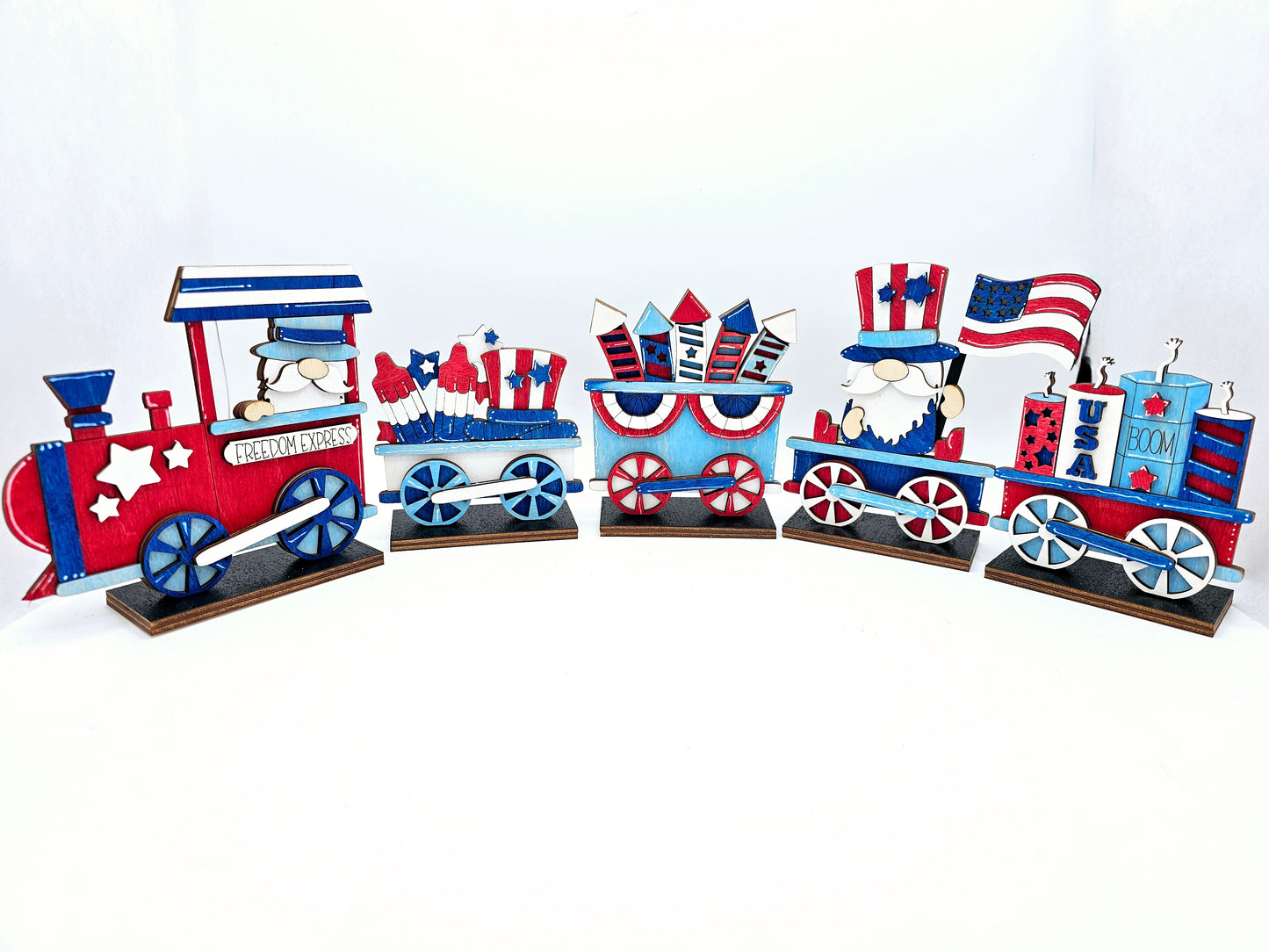 Patriotic Train Small Sitter