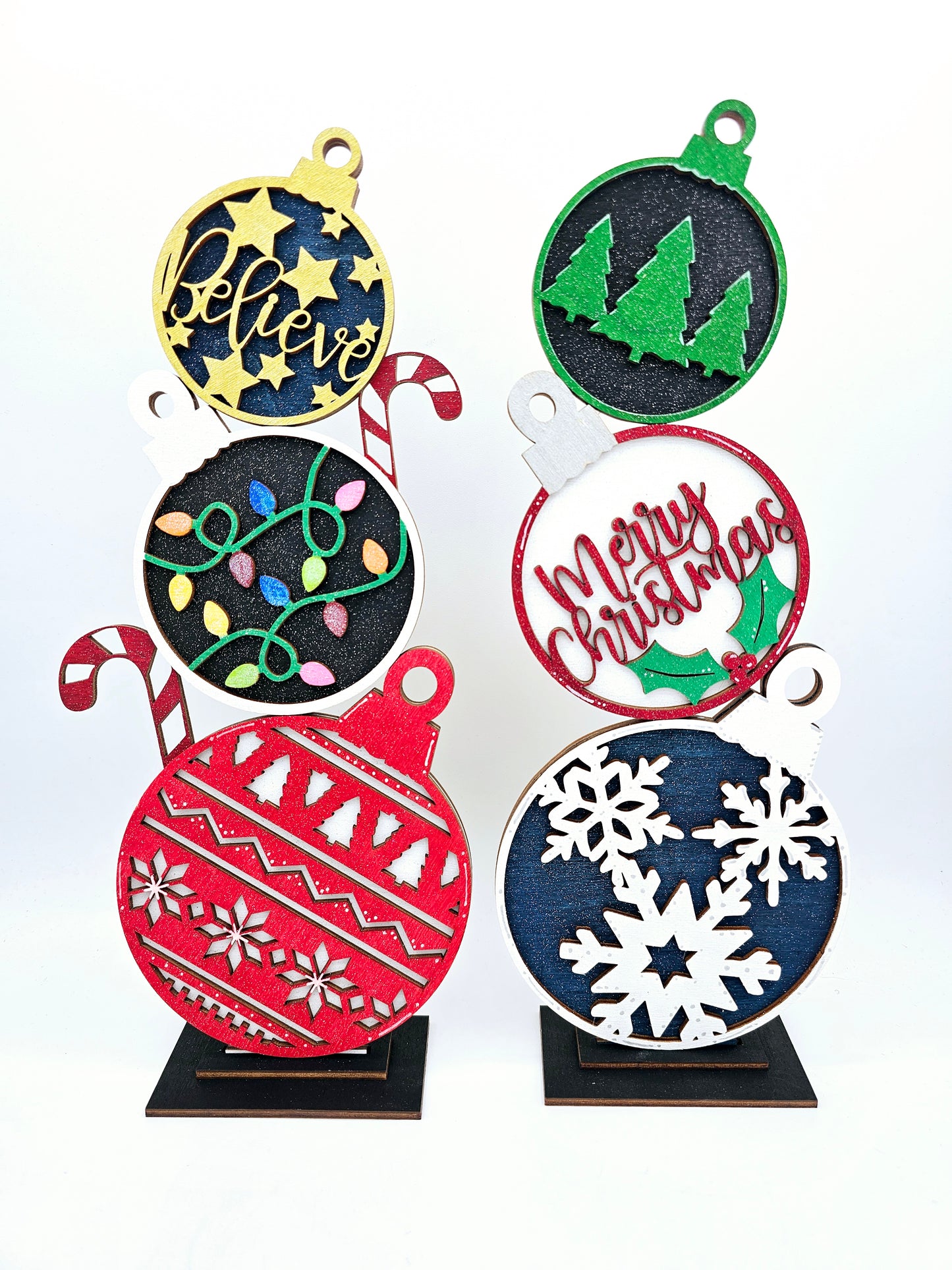 PAINTED - Standing Ornaments Set of 2