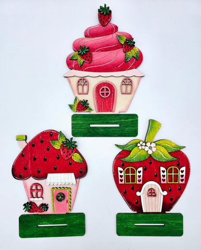 Mini Strawberry Houses