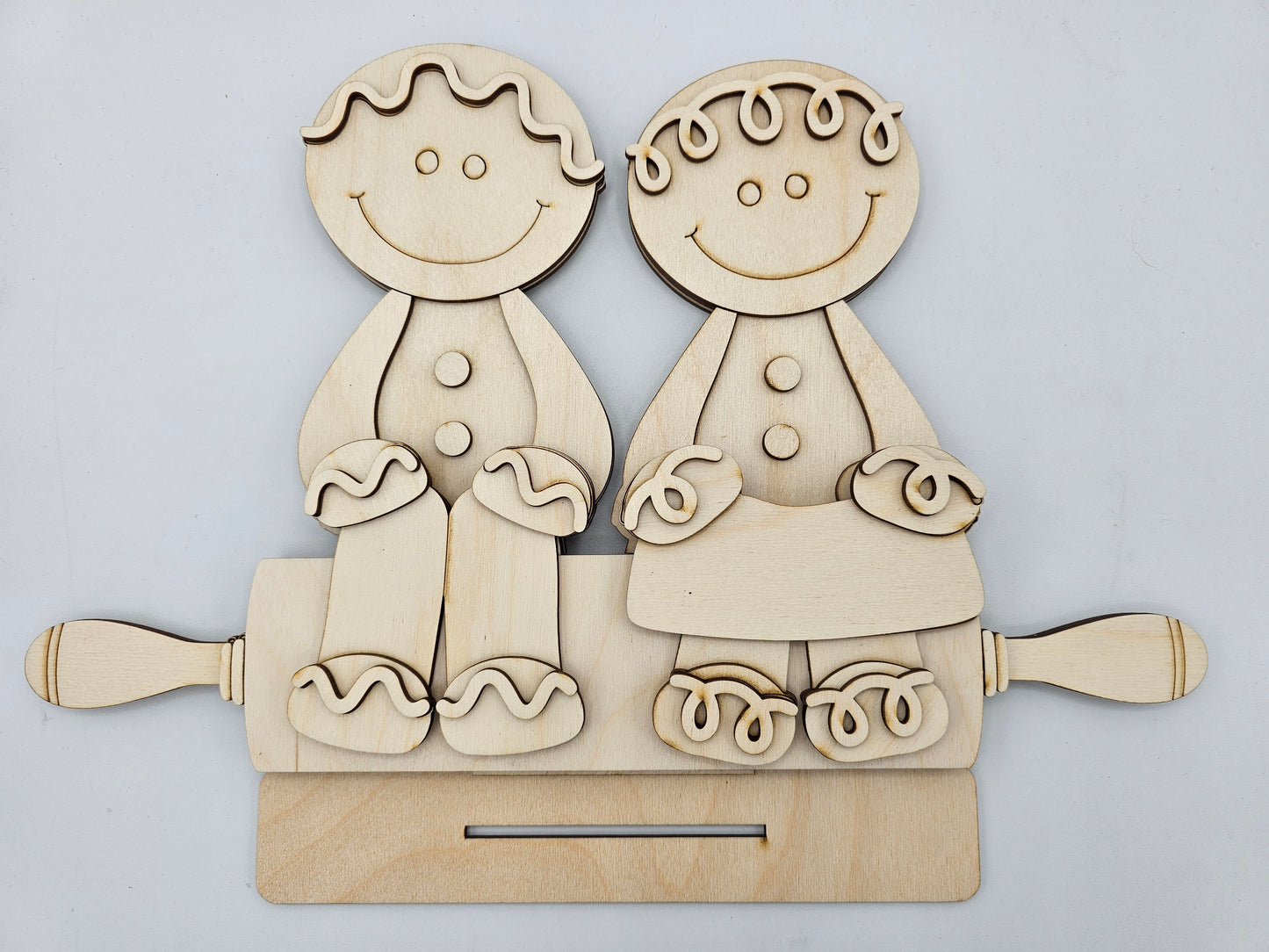 Gingerbread Couple Shelf Hanging