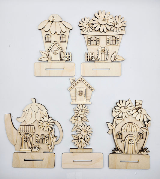 Mini Daisy Houses