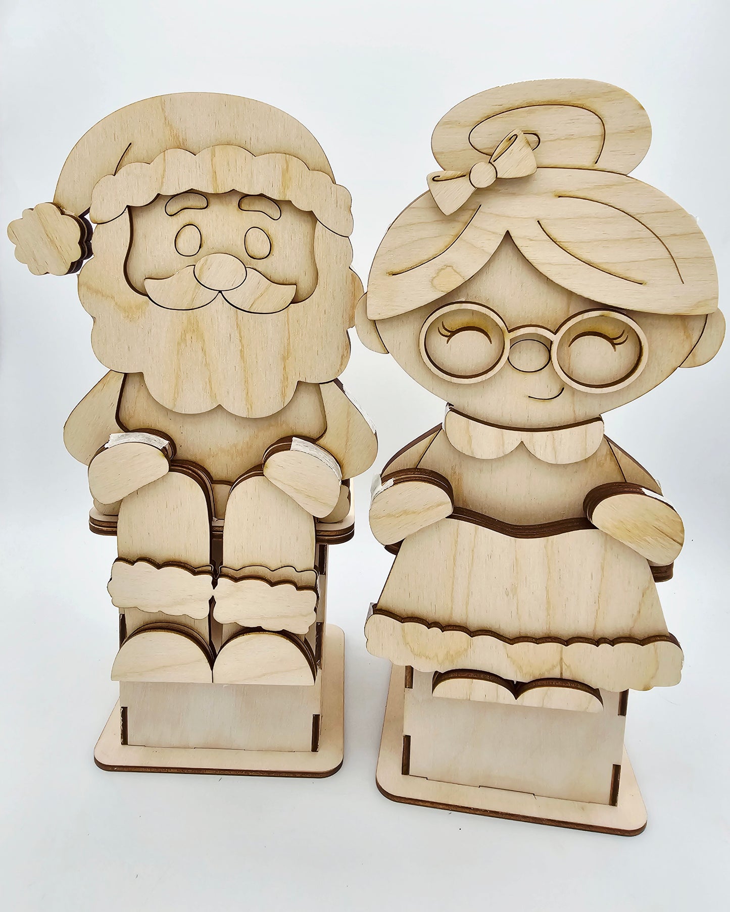 Santa & Mrs Claus Shelf Hanging