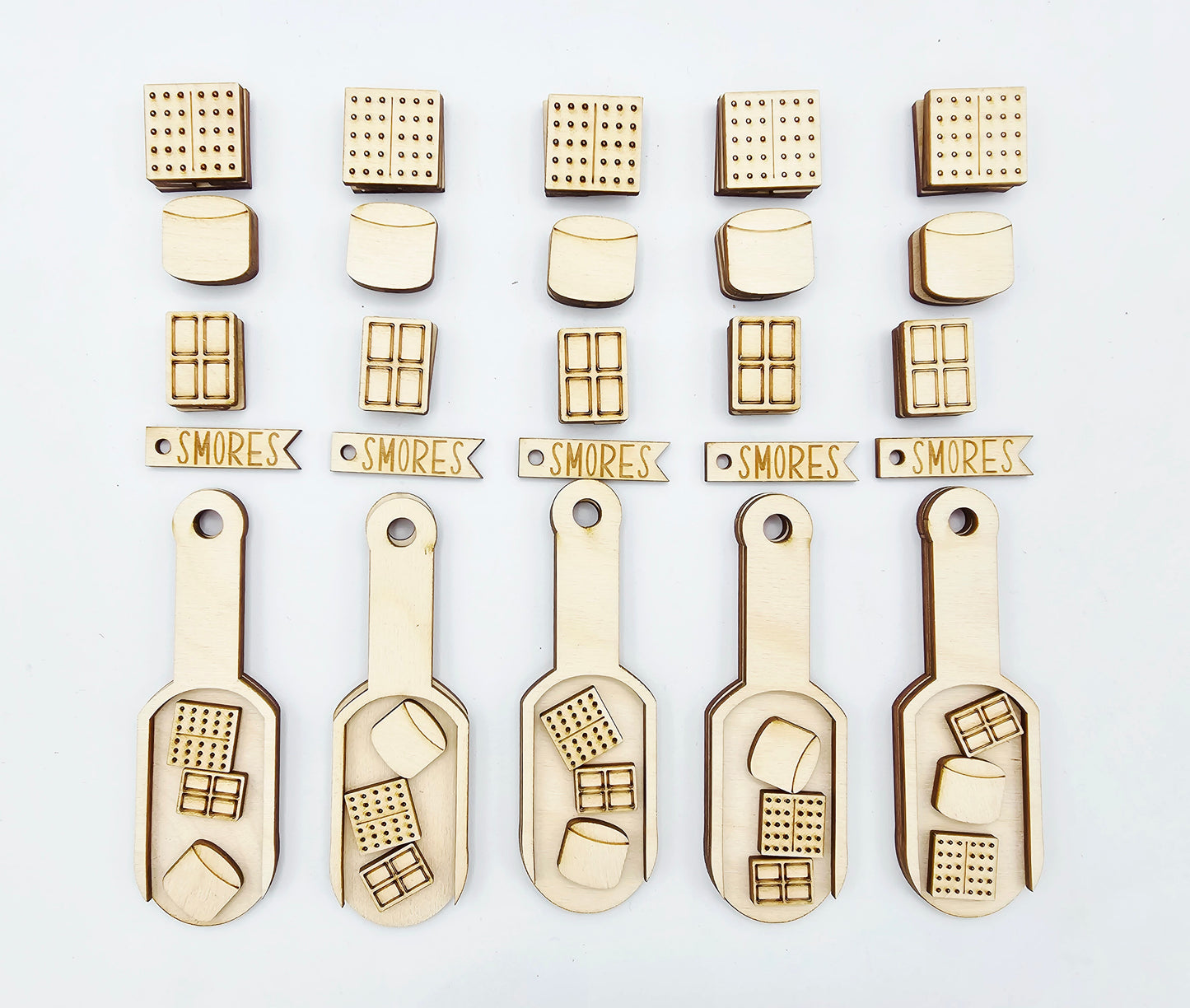 Smores' Scoop Ornament Tag