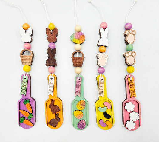 PAINTED - Easter Scoop Ornament Tag