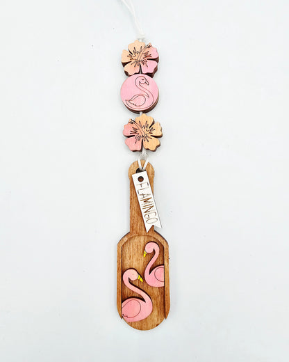 Flamingo Scoop Ornament Tag