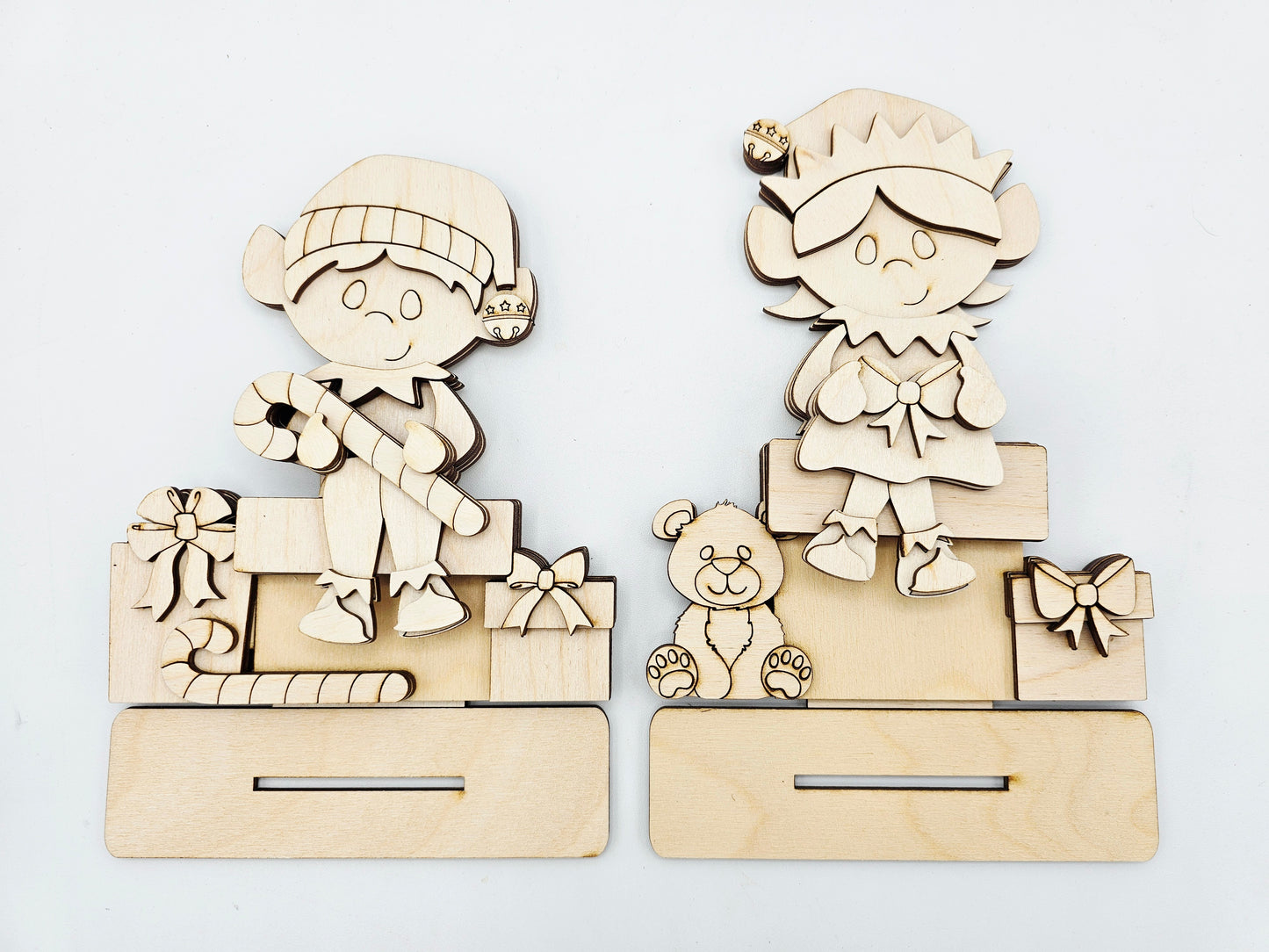 Elf Couple Shelf Hanging Sitters